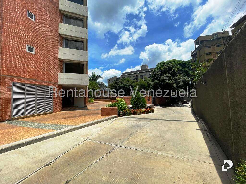 Apartamento en Los Dos Caminos, Caracas – 71