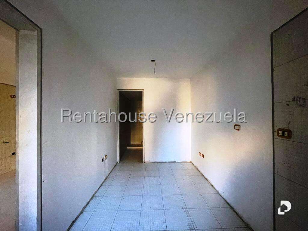 Apartamento en Los Dos Caminos, Caracas – 42