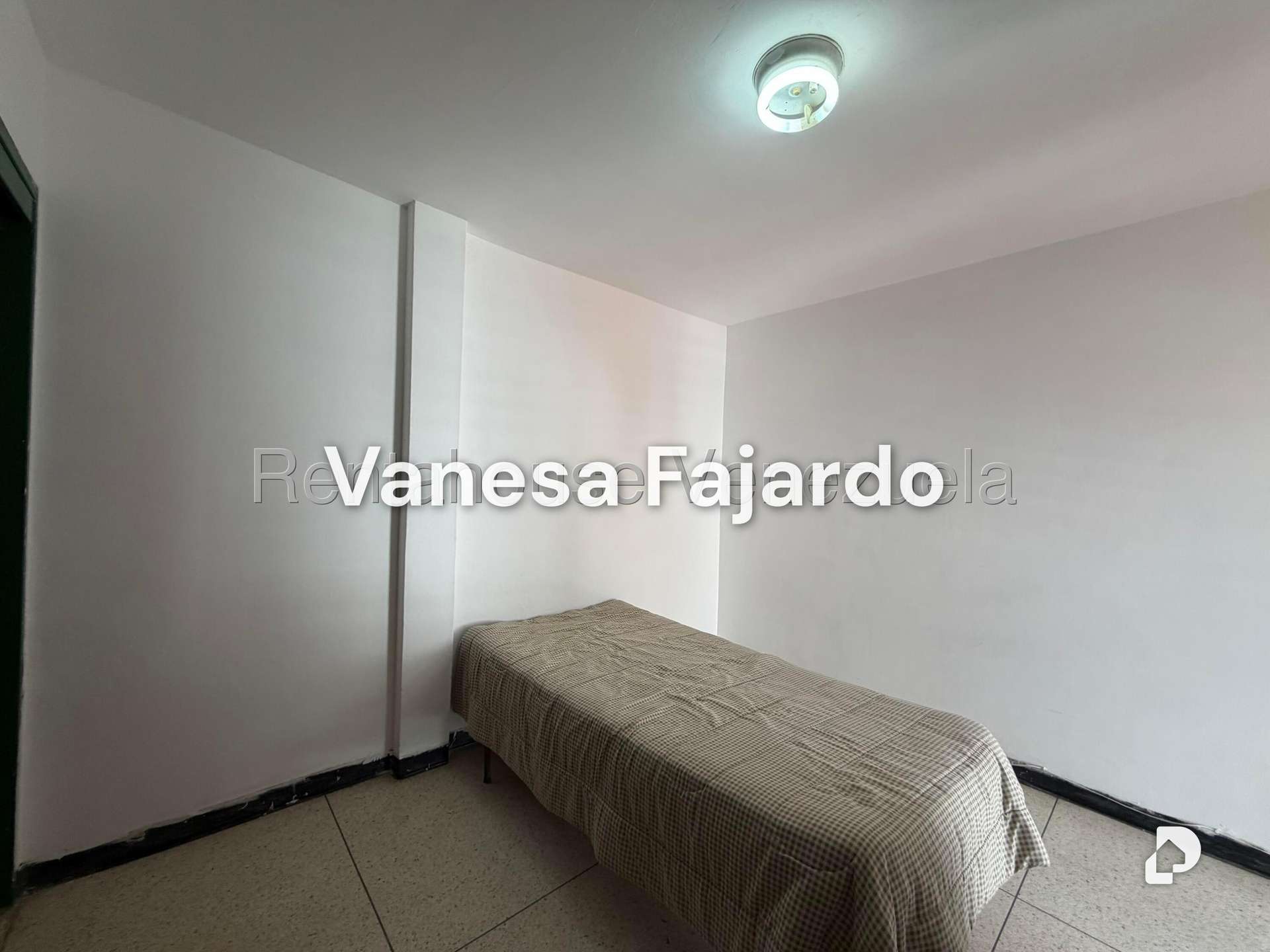 Casa en La Trinidad, Caracas – 18