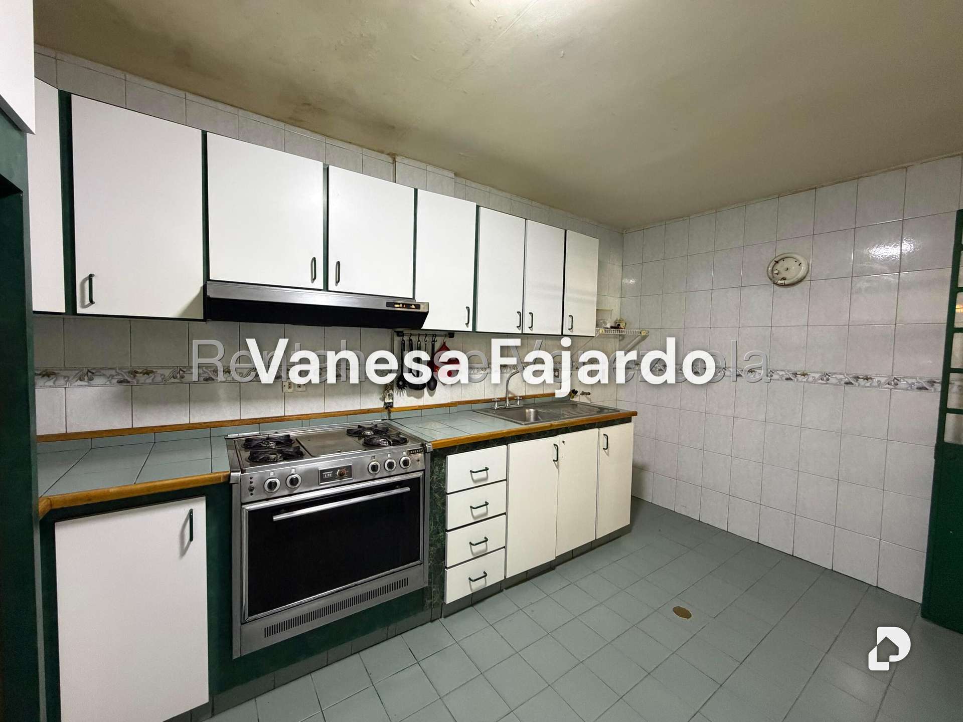 Casa en La Trinidad, Caracas – 7