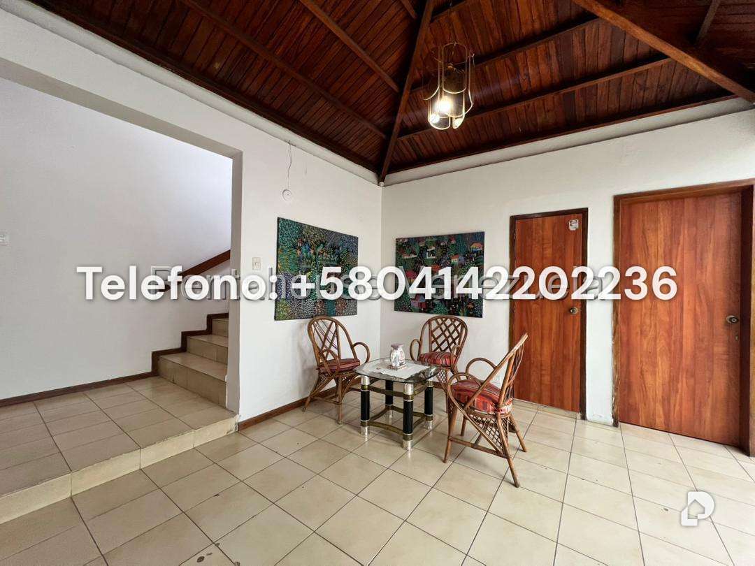 Casa en Prados del Este, Caracas – 11