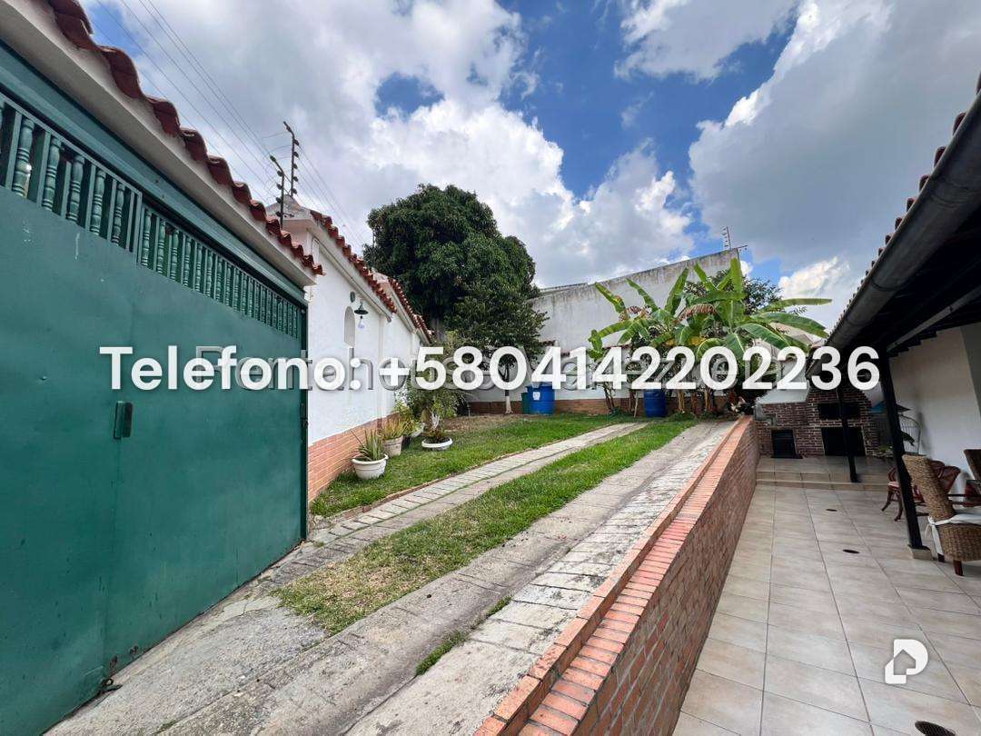Casa en Prados del Este, Caracas – 20