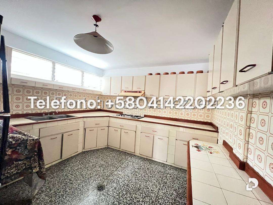Casa en Prados del Este, Caracas – 19