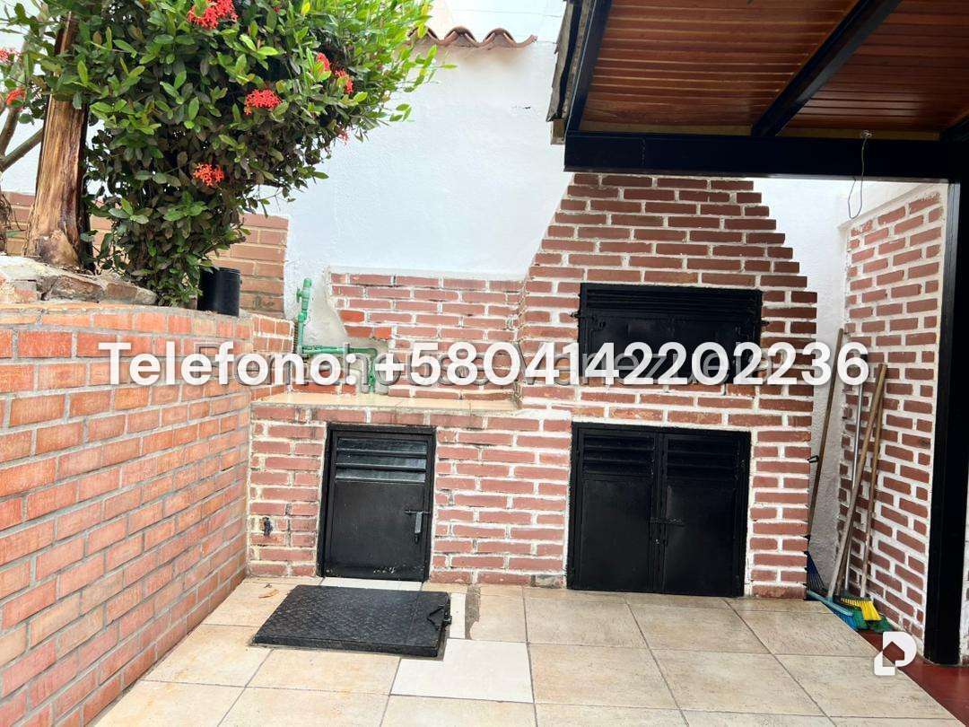 Casa en Prados del Este, Caracas – 3