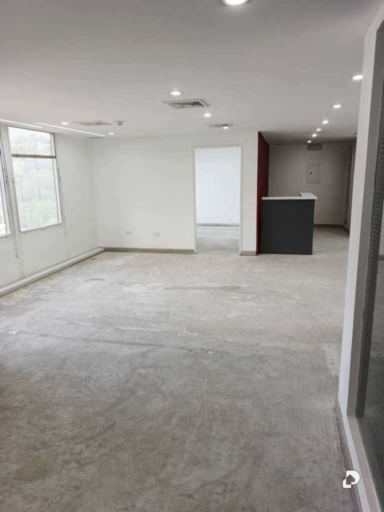 Office in Las Mercedes, Caracas – 6