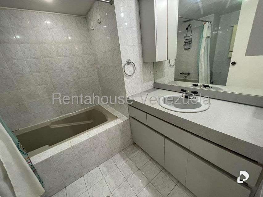 Apartamento en Terrazas del Ávila, Caracas – 8