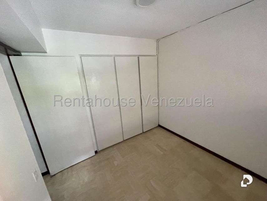 Apartamento en Terrazas del Ávila, Caracas – 11