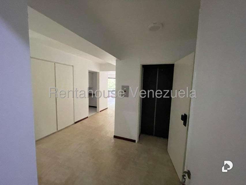 Apartamento en Terrazas del Ávila, Caracas – 14