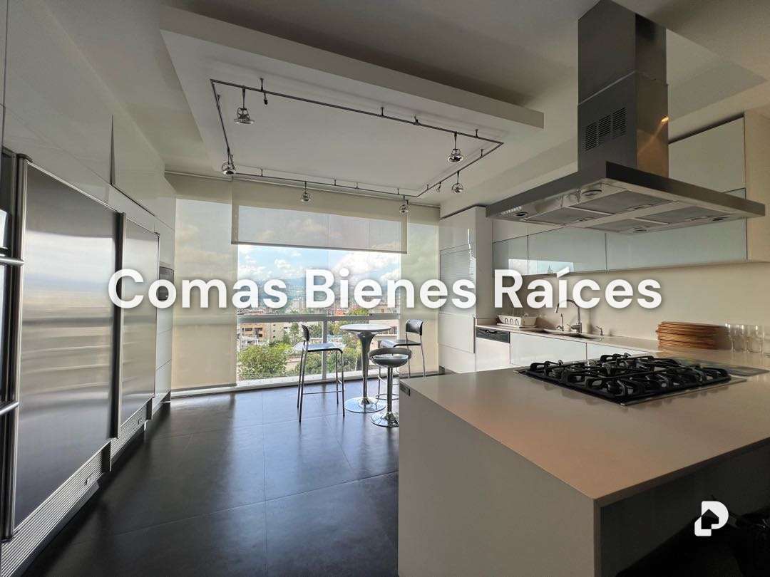 Apartment in Los Palos Grandes, Caracas – 8