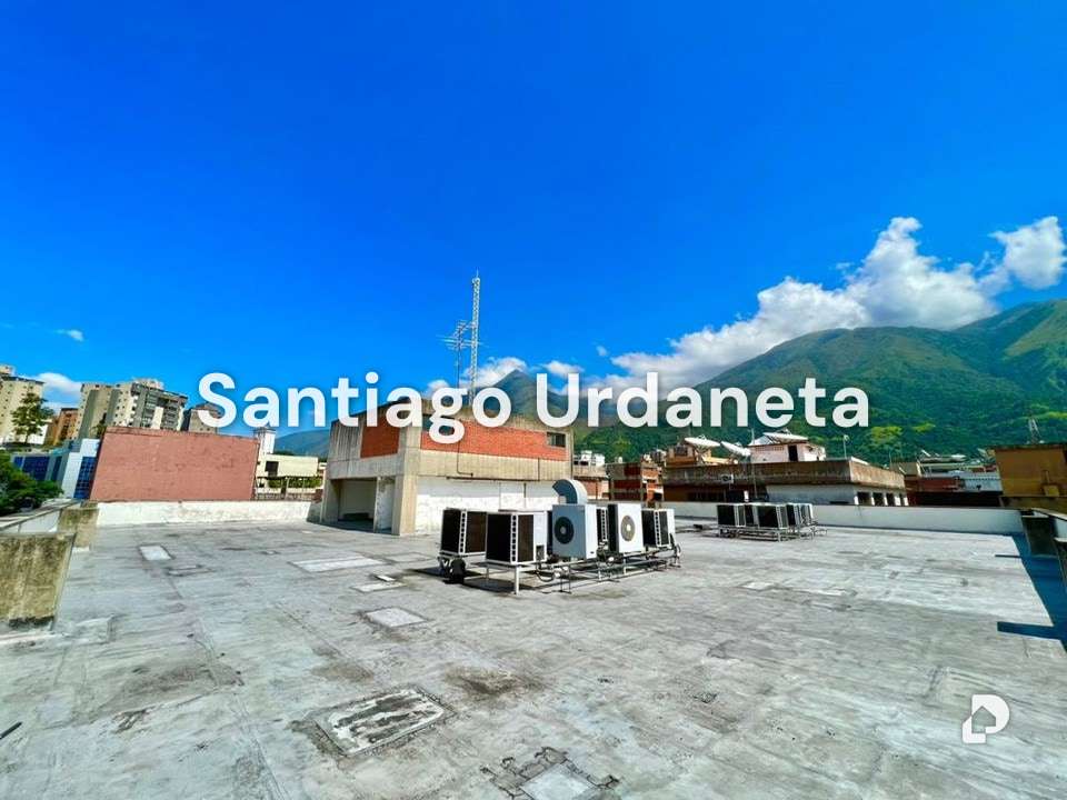 Edificio en La Urbina, Caracas – 3