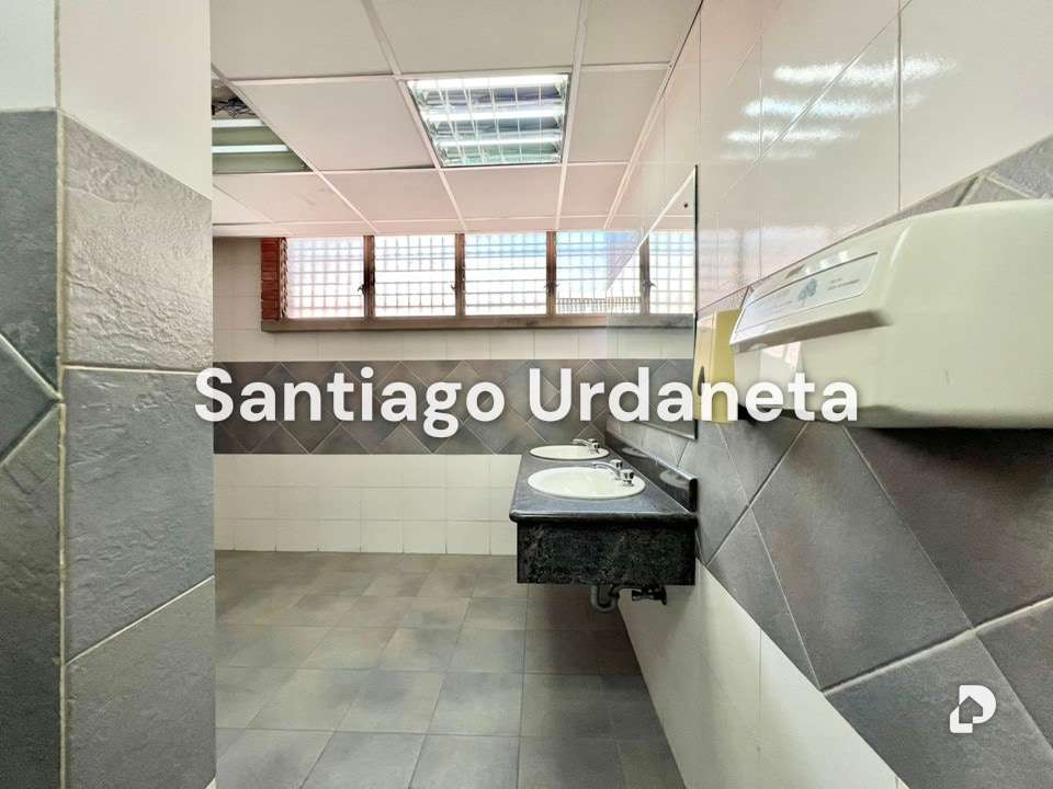 Edificio en La Urbina, Caracas – 19