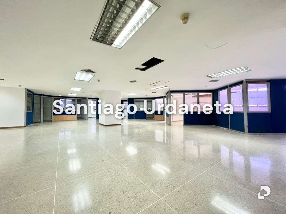 Edificio en La Urbina, Caracas – 15