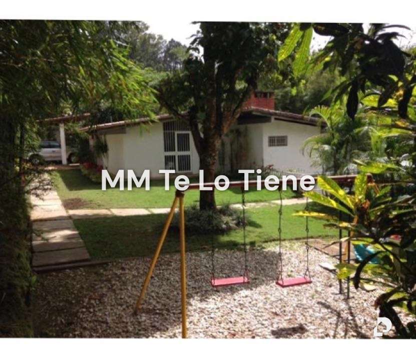 Casa en Alto Hatillo, Caracas – 13