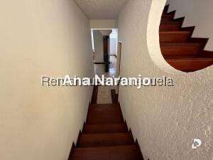 Casa en Alto Prado, Caracas – 23