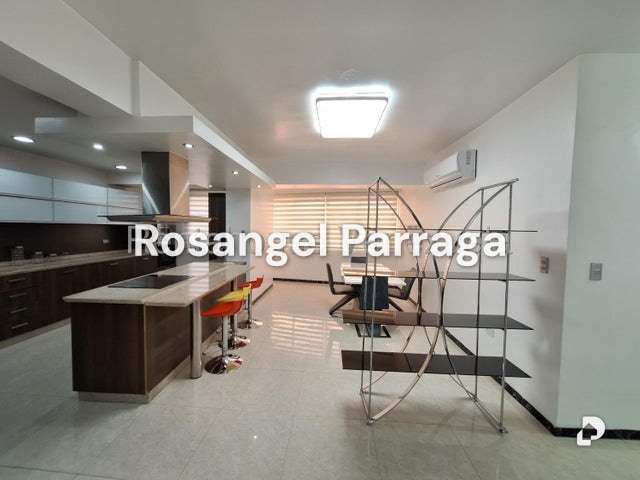 Apartamento en Valles de Camoruco, Valencia – 3