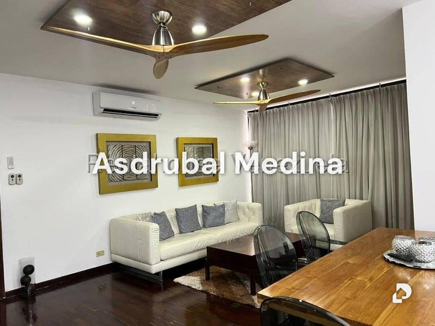 Apartamento en Los Palos Grandes, Caracas – 2