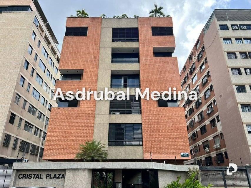 Apartamento en Los Palos Grandes, Caracas – 1