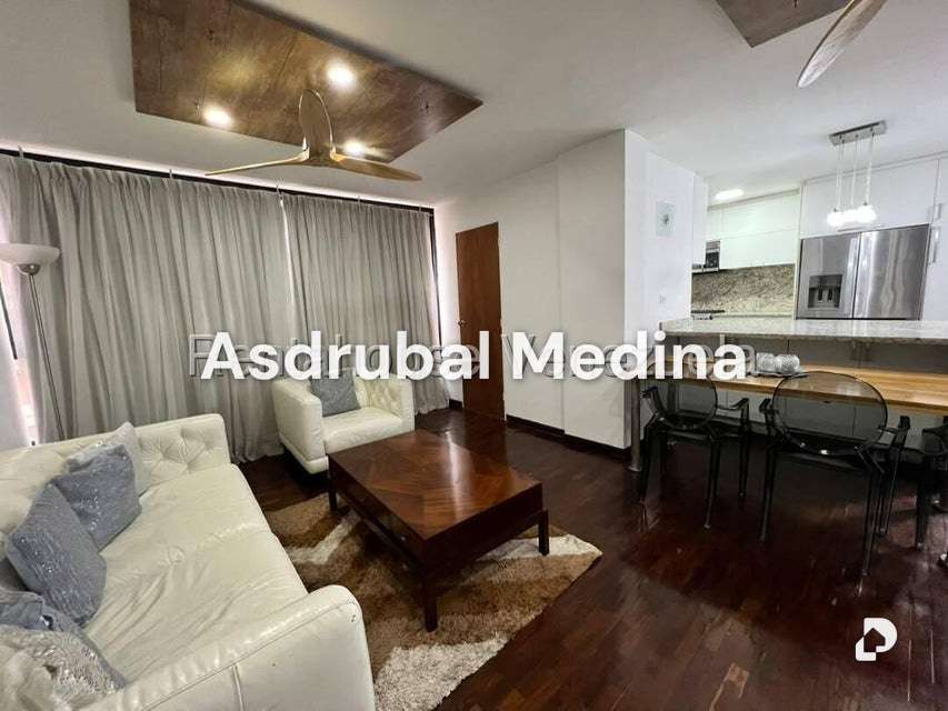 Apartamento en Los Palos Grandes, Caracas – 3