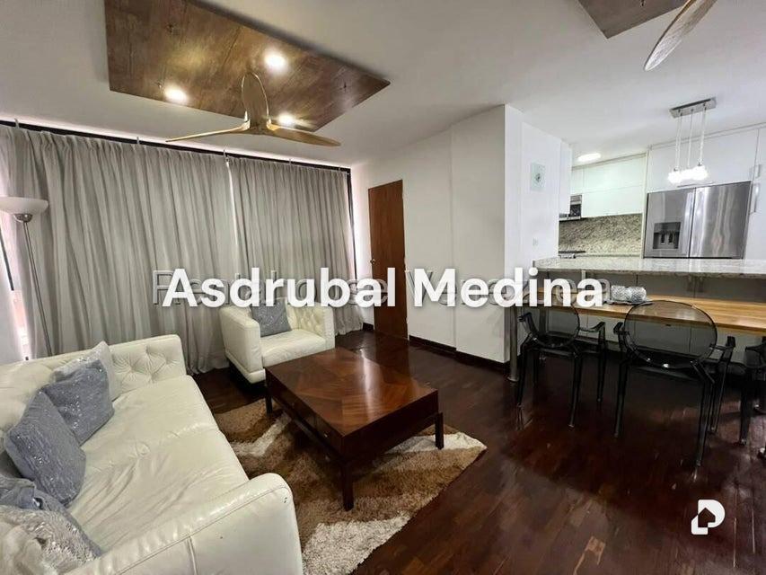 Apartamento en Los Palos Grandes, Caracas – 3