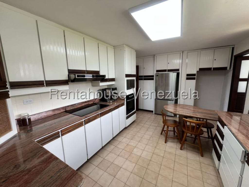 Apartamento en Santa Rosa de Lima, Caracas