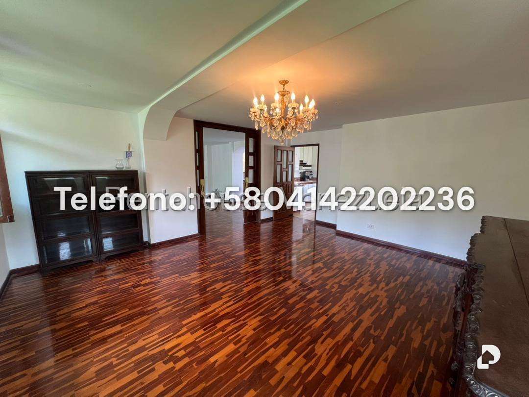 Apartamento en Santa Rosa de Lima, Caracas – 13