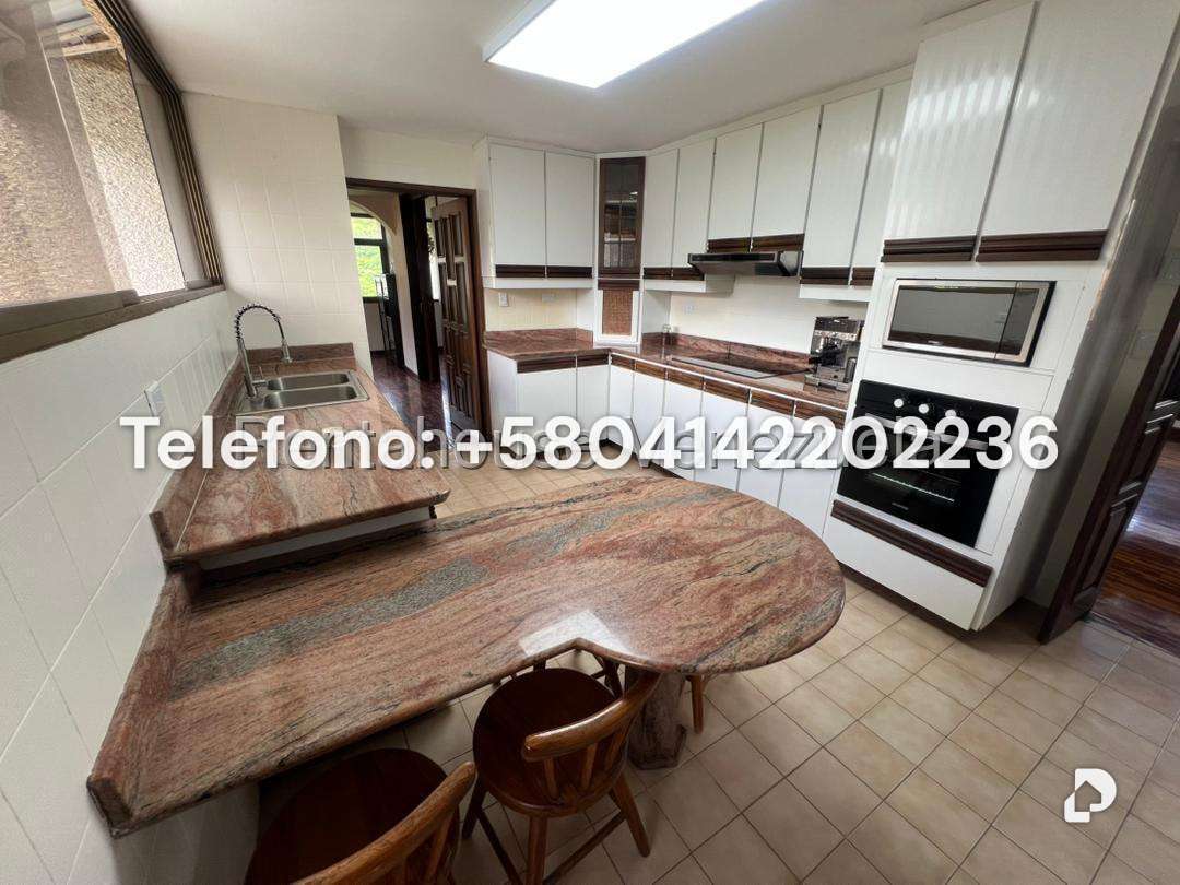 Apartamento en Santa Rosa de Lima, Caracas – 24