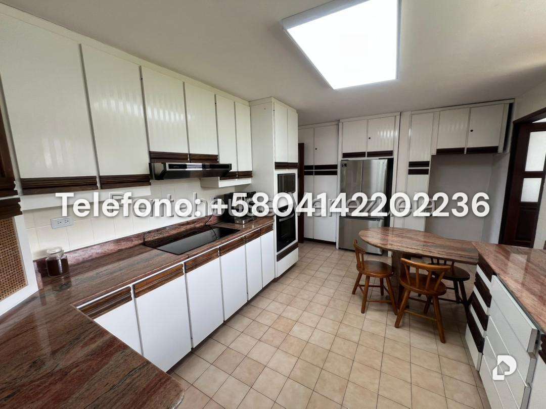 Apartamento en Santa Rosa de Lima, Caracas – 16