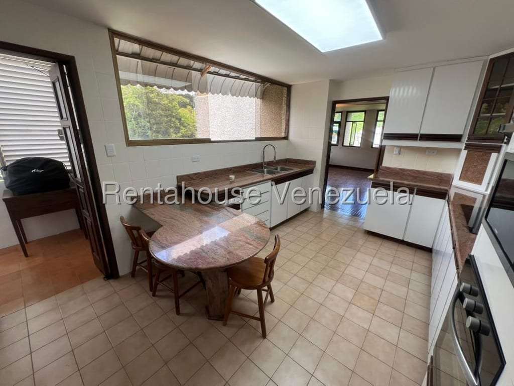 Apartamento en Santa Rosa de Lima, Caracas