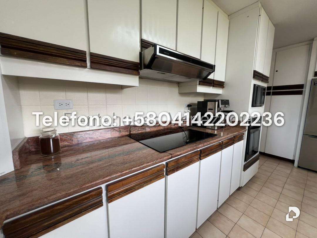 Apartamento en Santa Rosa de Lima, Caracas – 17