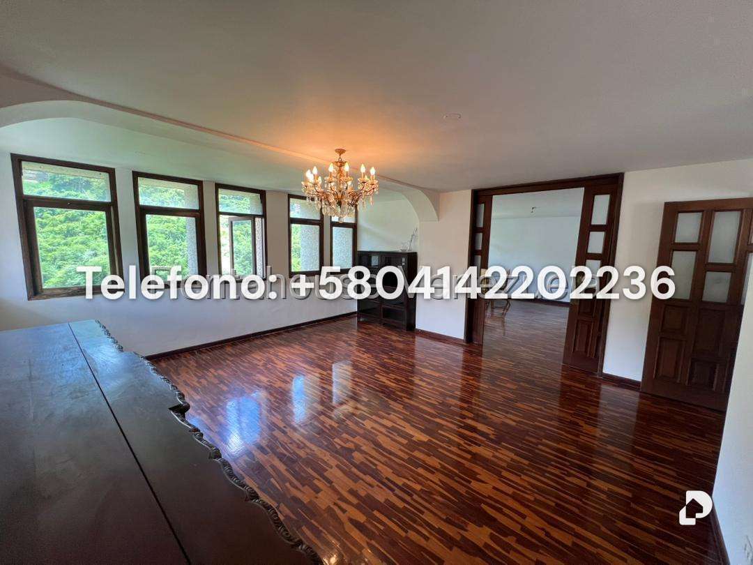 Apartamento en Santa Rosa de Lima, Caracas – 12