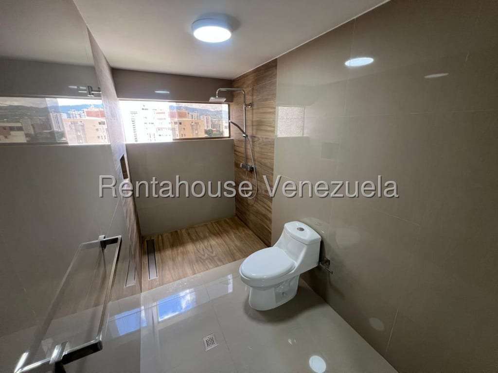 Apartamento en Santa Rosa de Lima, Caracas