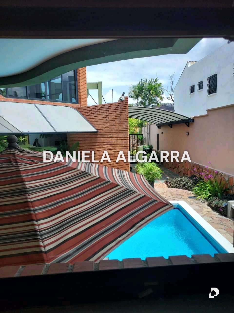 Casa en Altos de Guataparo, Valencia – 24