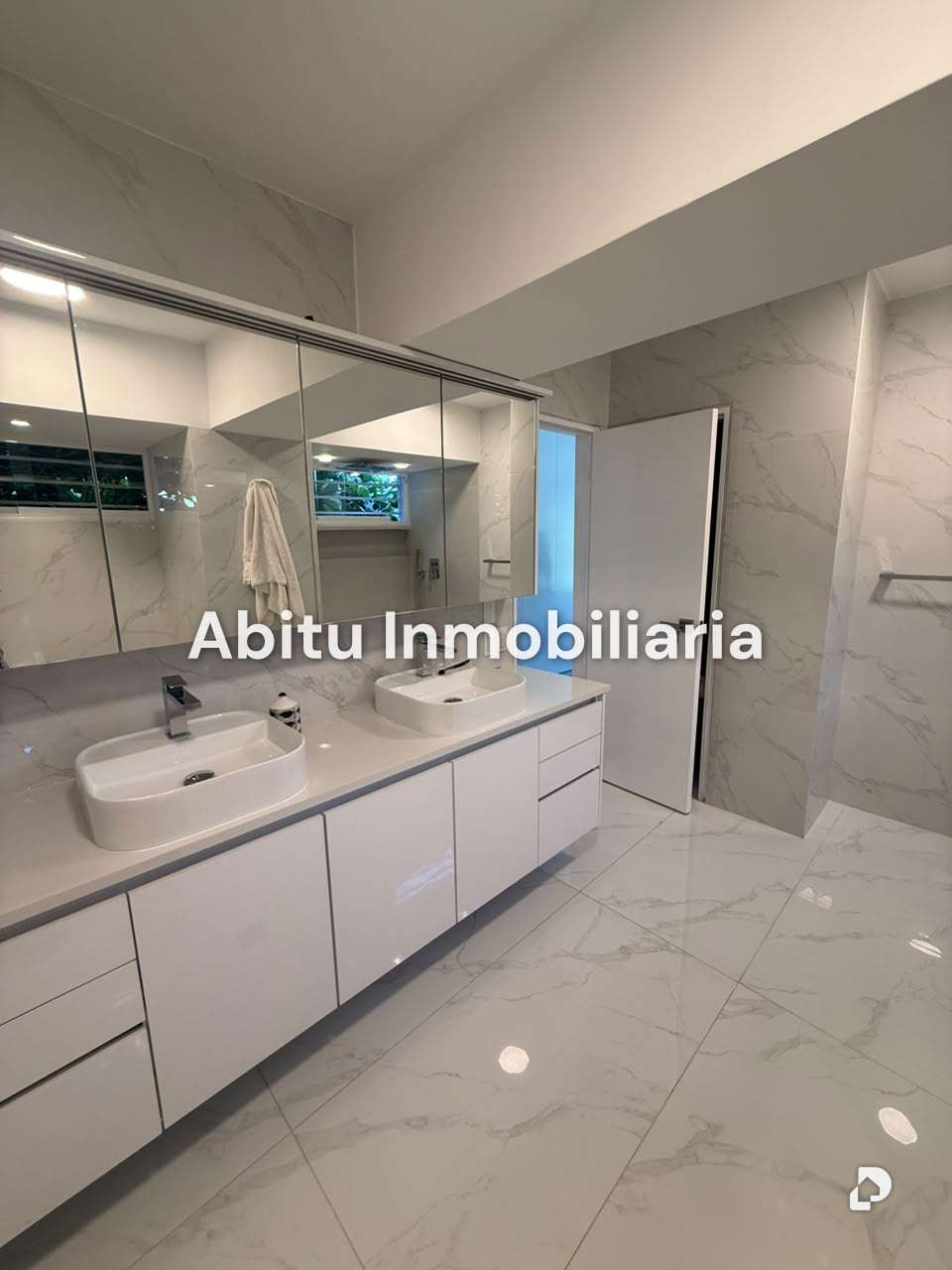 Apartamento en Santa Eduvigis, Caracas – 17
