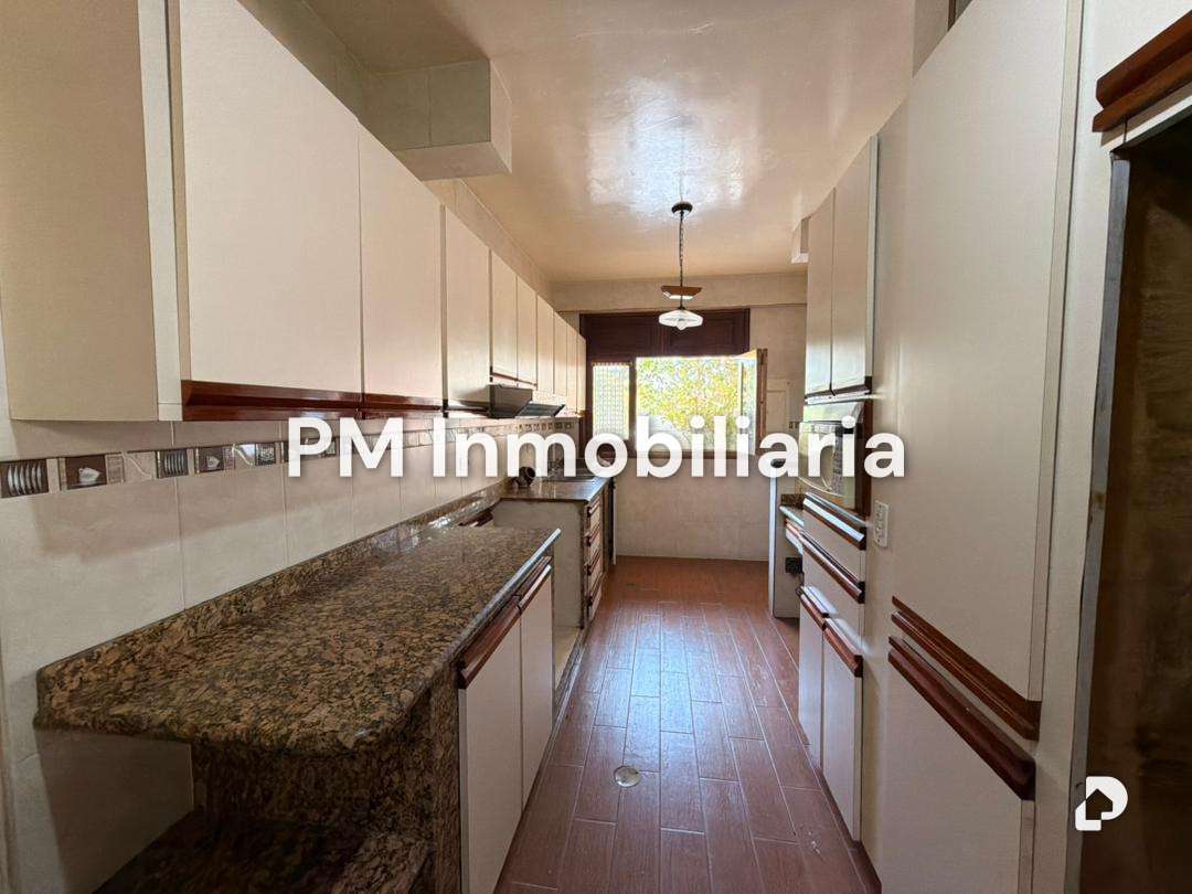 Casa en Vista Alegre, Caracas – 13
