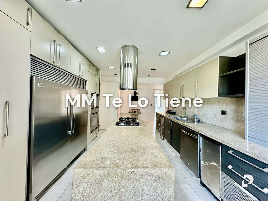Apartamento en Las Mercedes, Caracas – 11