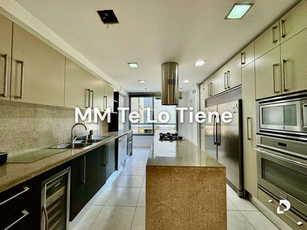 Apartamento en Las Mercedes, Caracas – 8