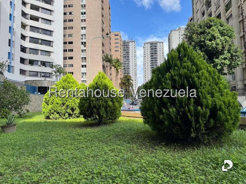 Apartamento en El Cigarral, Caracas – 2
