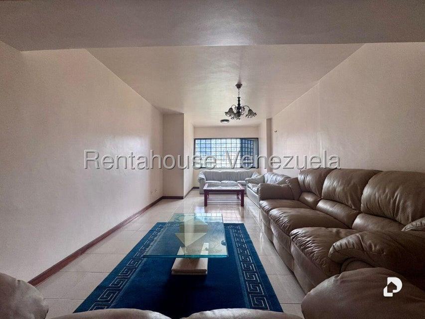 Apartamento en El Cigarral, Caracas – 3