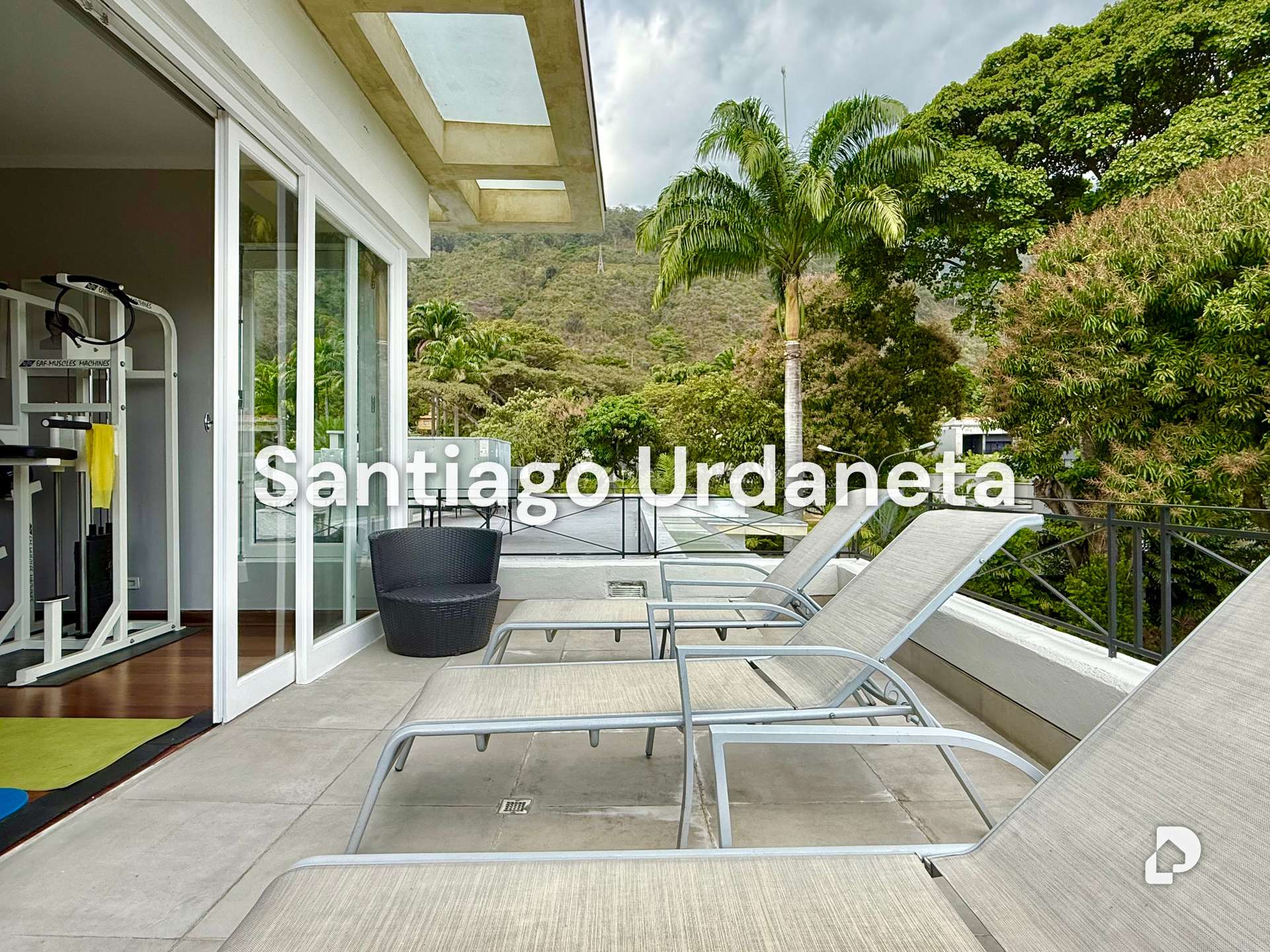 House in Country Club, Caracas – 11