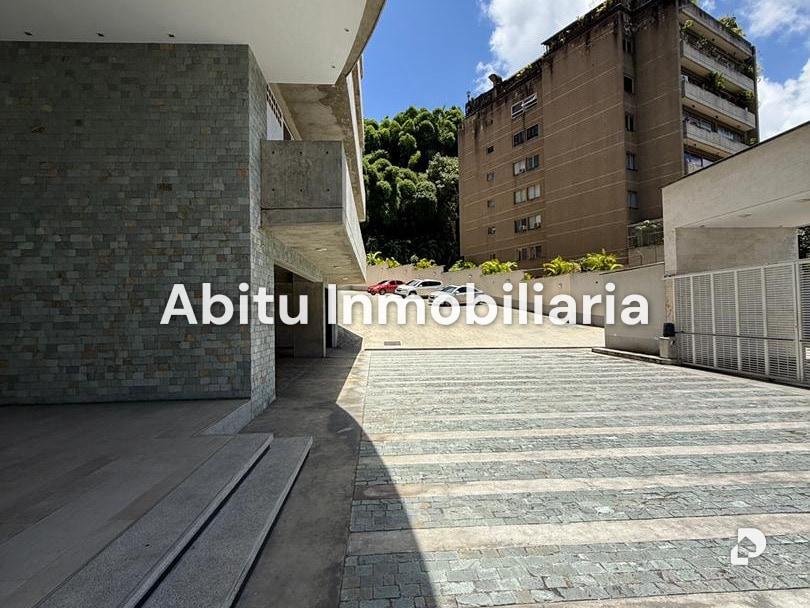 Apartamento en La Boyera, Caracas – 2