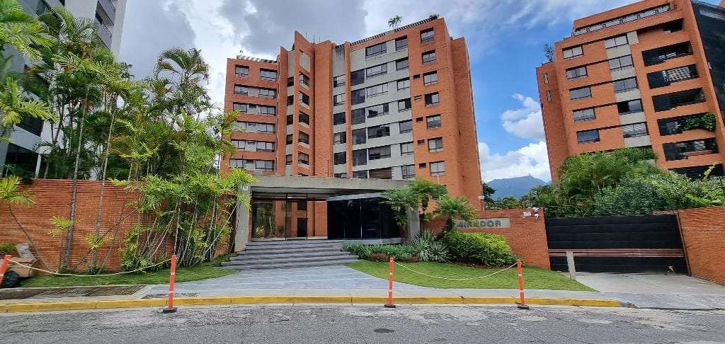 Apartamento en Colinas de Valle Arriba, Caracas - 1
