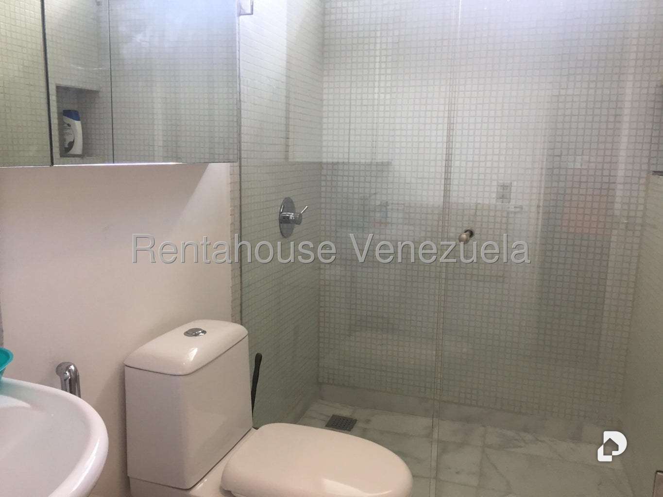 Casa en San Román, Caracas – 24