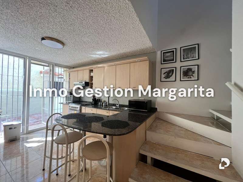 Townhouse en Urb Playa El Angel, Porlamar – 9