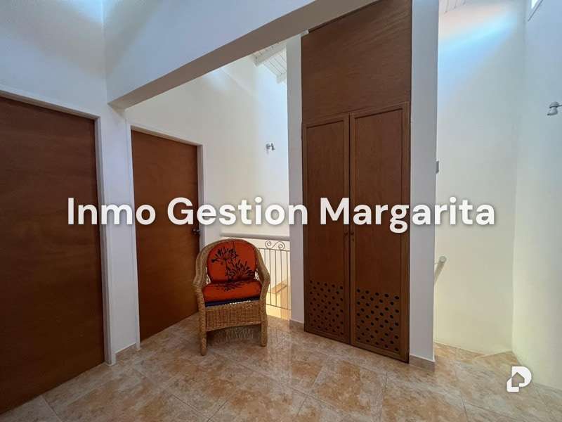 Townhouse en Urb Playa El Angel, Porlamar – 10