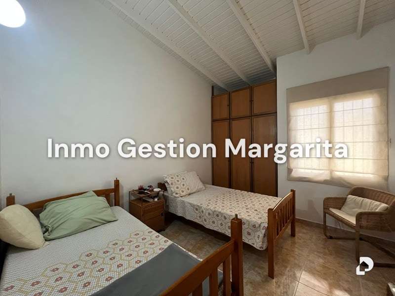 Townhouse en Urb Playa El Angel, Porlamar – 12