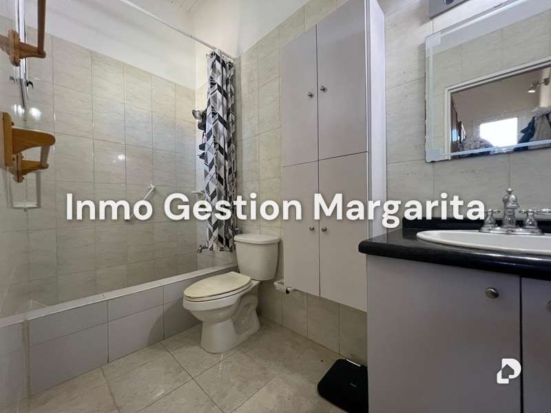 Townhouse en Urb Playa El Angel, Porlamar – 15