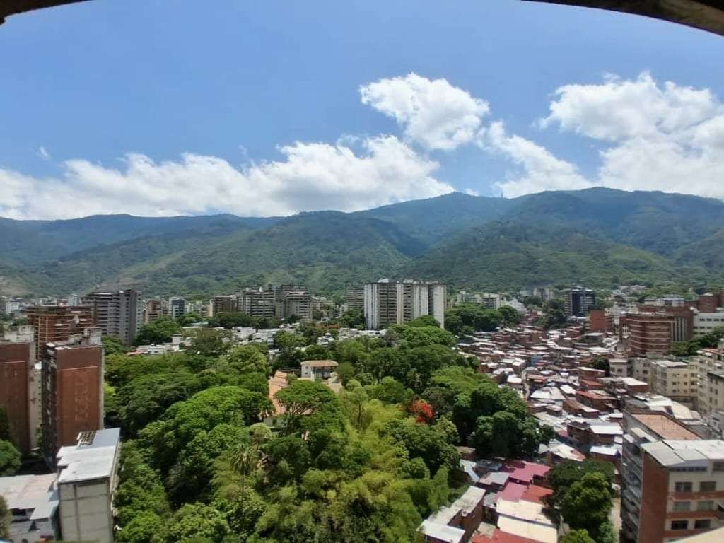 Oficina en San Bernardino, Caracas - 1