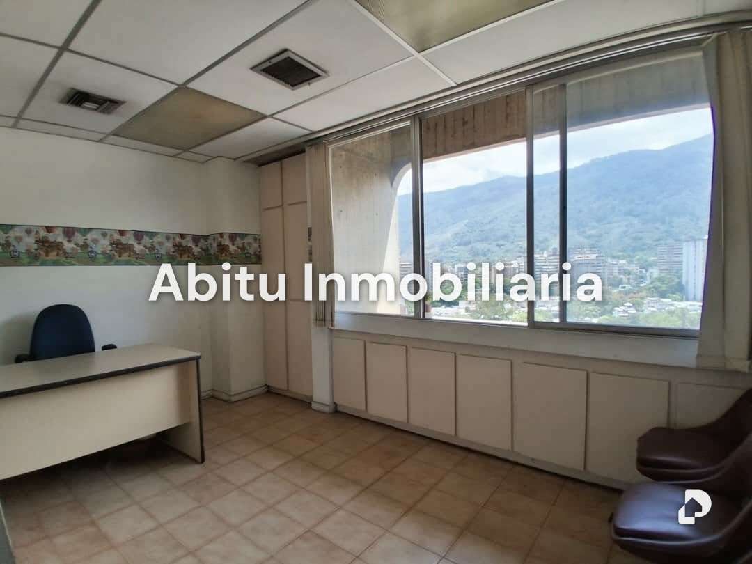 Oficina en San Bernardino, Caracas – 6