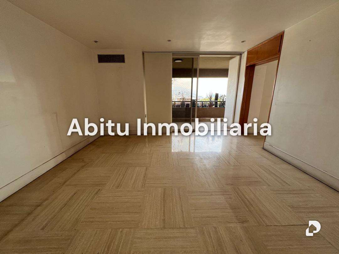 Apartamento en Altamira, Caracas – 29