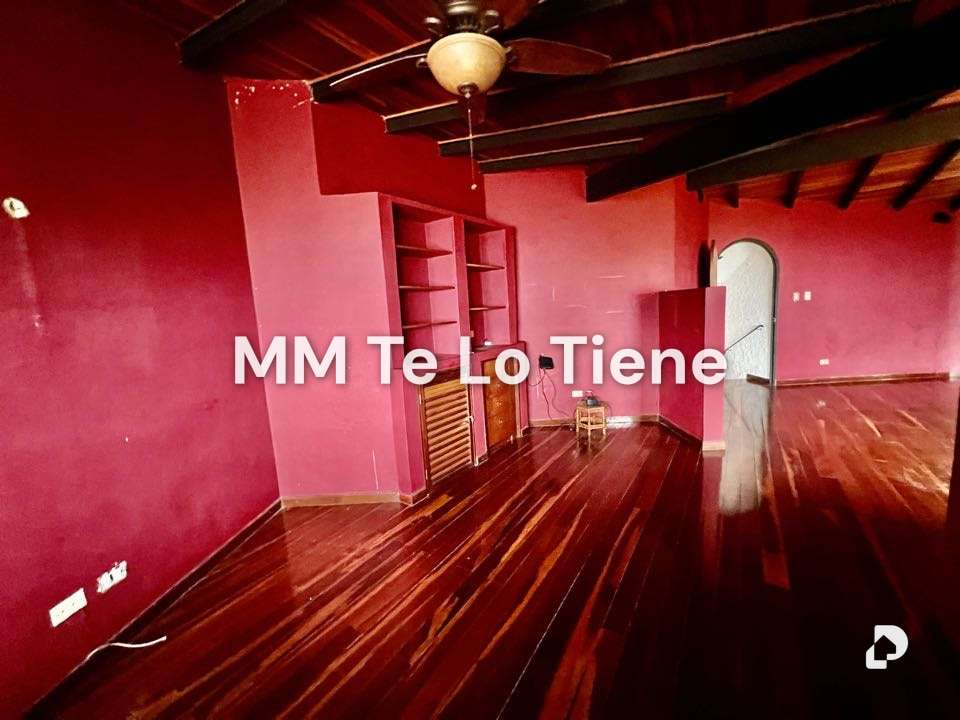Casa en Alto Hatillo, Caracas – 27